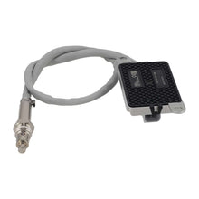 Laden Sie das Bild in den Galerie-Viewer, Neu NOX Sensor Stickoxidsensor kompatibel für Mercedes Benz Actros Axor Euro6 Truck A0101531628