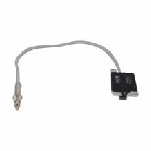 Laden Sie das Bild in den Galerie-Viewer, Neu NOX Sensor Stickoxidsensor kompatibel für Mercedes Benz Actros Axor Euro6 Truck A0101531628