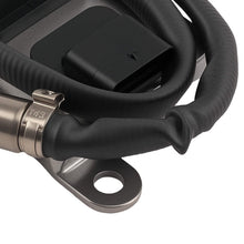 Laden Sie das Bild in den Galerie-Viewer, Neu NOx Sensor kompatibel für Mercedes-Benz CLS C218 S-Klasse W222 Sprinter B906 0009054310