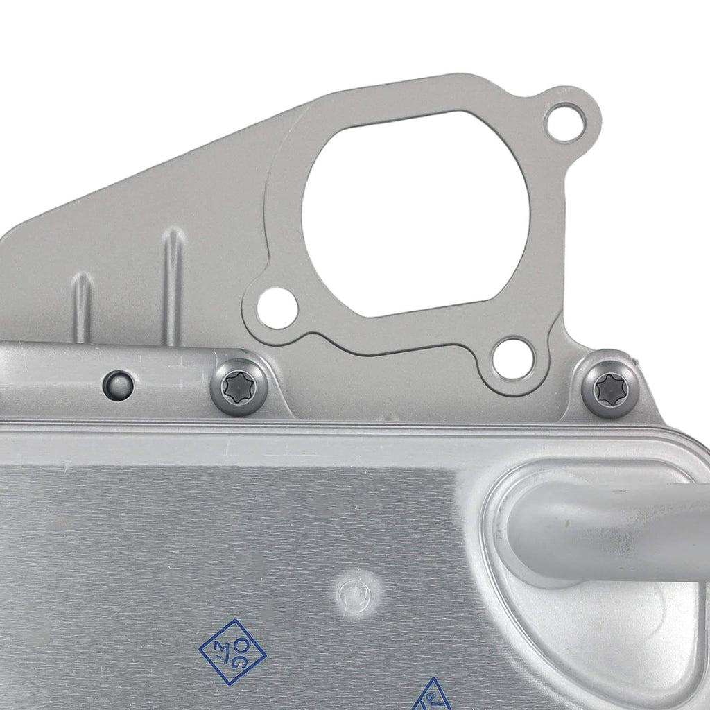 Neu ÖLKÜHLER MOTORÖL-KÜHLERfor kompatibel für Audi A4 A5 A6 A7 A8 Q5 Q7 kompatibel für VW Touareg 3.0 059117015P