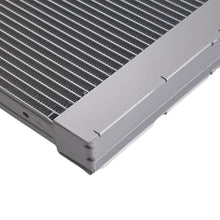 Laden Sie das Bild in den Galerie-Viewer, Neu Aluminium Radiator kompatibel für BMW X5 3.0L 4.8L 07-10 17117585036 17117533471