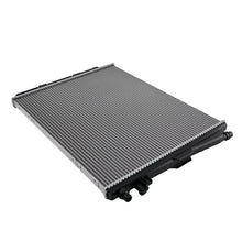 Laden Sie das Bild in den Galerie-Viewer, Neu Aluminium Kühler kompatibel für BMW 230i/330i/430i 2.0L 2019-2024 17118666811