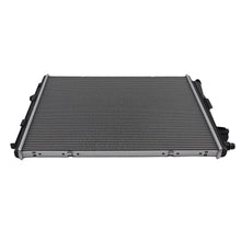Laden Sie das Bild in den Galerie-Viewer, Neu Aluminium Kühler kompatibel für BMW 230i/330i/430i 2.0L 2019-2024 17118666811