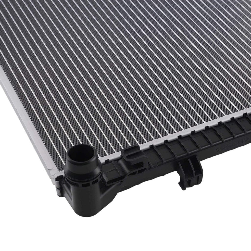 Neu Aluminium Kühler kompatibel für Audi A3 8VS 2013-2020 Limousine 5Q0121251GQ Motorraum
