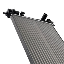Laden Sie das Bild in den Galerie-Viewer, Neu Aluminium Kühler kompatibel für Fiat Grande Punto 199 1.2L 1.4L 2005-2012 55700447