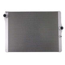Laden Sie das Bild in den Galerie-Viewer, Neu Aluminium Kühler kompatibel für BMW M2 M3 M4 3.0L Schaltgetriebe 17112284607