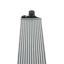 Laden Sie das Bild in den Galerie-Viewer, Neu Ladeluftkühler Turbo Cooler kompatibel für Mercedes-Benz Sprinter 1500 2500A9065010201