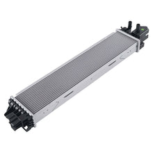 Laden Sie das Bild in den Galerie-Viewer, Neu Intercooler kompatibel für Renault Trafic 2.0 dCi 144614882R 2019-2023 Aluminium