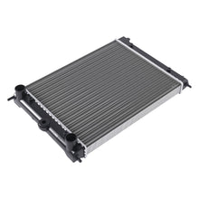 Laden Sie das Bild in den Galerie-Viewer, Kühler kompatibel für Seat Terra 24 kompatibel für VW Polo 80 0.9-1.3L 1981-1996 867121253D 651711